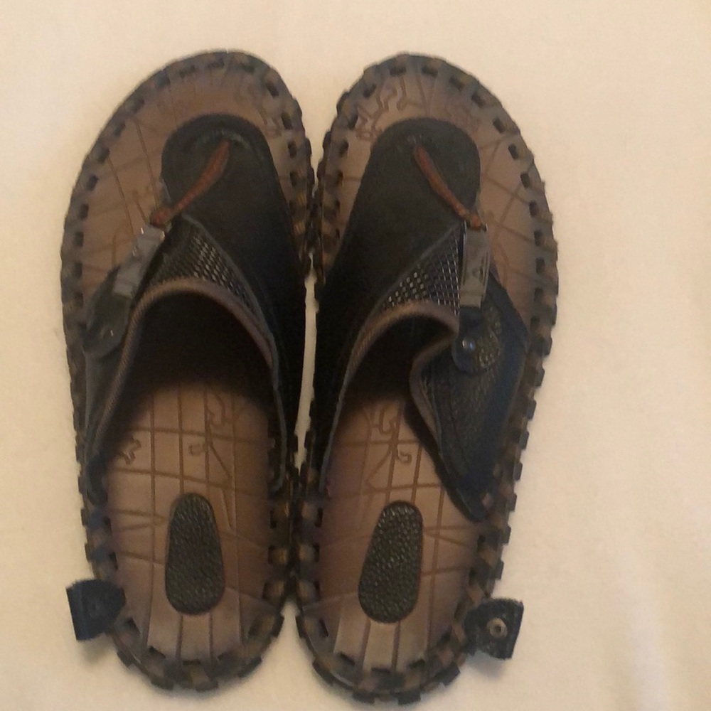 Men’s leather stylish flip flops - Picture 3 of 3